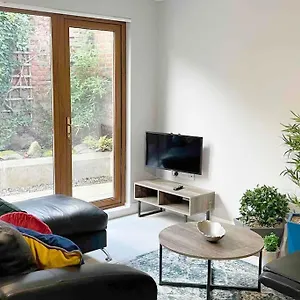 https://close-to-city-centre-modern-opened-planned.belfasthotelsireland.com