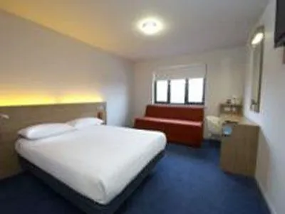 Travelodge York Tadcaster Bilbrough 3*,